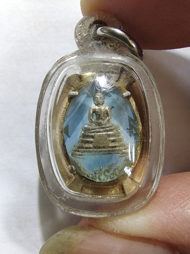 700.-ล๊อคเก็ต กะไหล่ทองลงยาองค์พระ หลวงพ่อโสธร ปี2505 พร้อมเลี่ยม