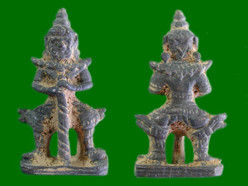 ท้าวเวสสุวรรณ หลวงปู่หมุน รุ่นเทพสถิต ปี 2544   .......เคาะเดียวแดง