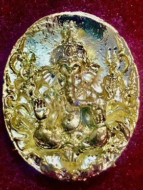 เหรียญหล่อพระพิฆเณศ หลวงพ่อคง วัดแก้วแจ่มฟ้า กรุงเทพ ๒๕๖๐ เลี่ยมสแตนเลส