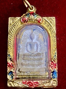 พระสมเด็จพิมพ์ใหญ่ องค์ที่๒  ในเลี่ยมกรอบสวย