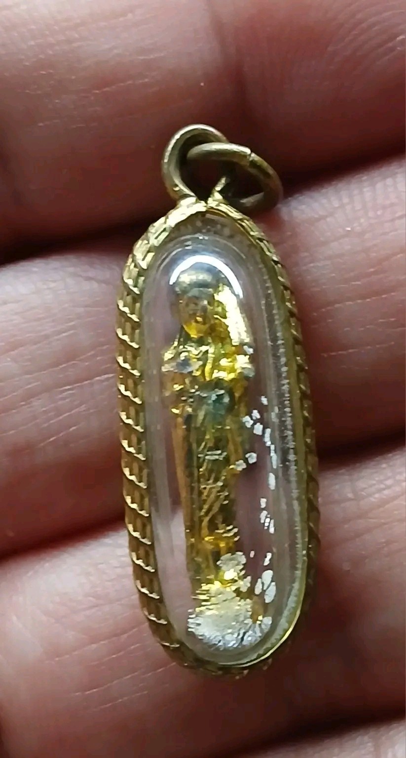 รูปหล่อพระสิวลี