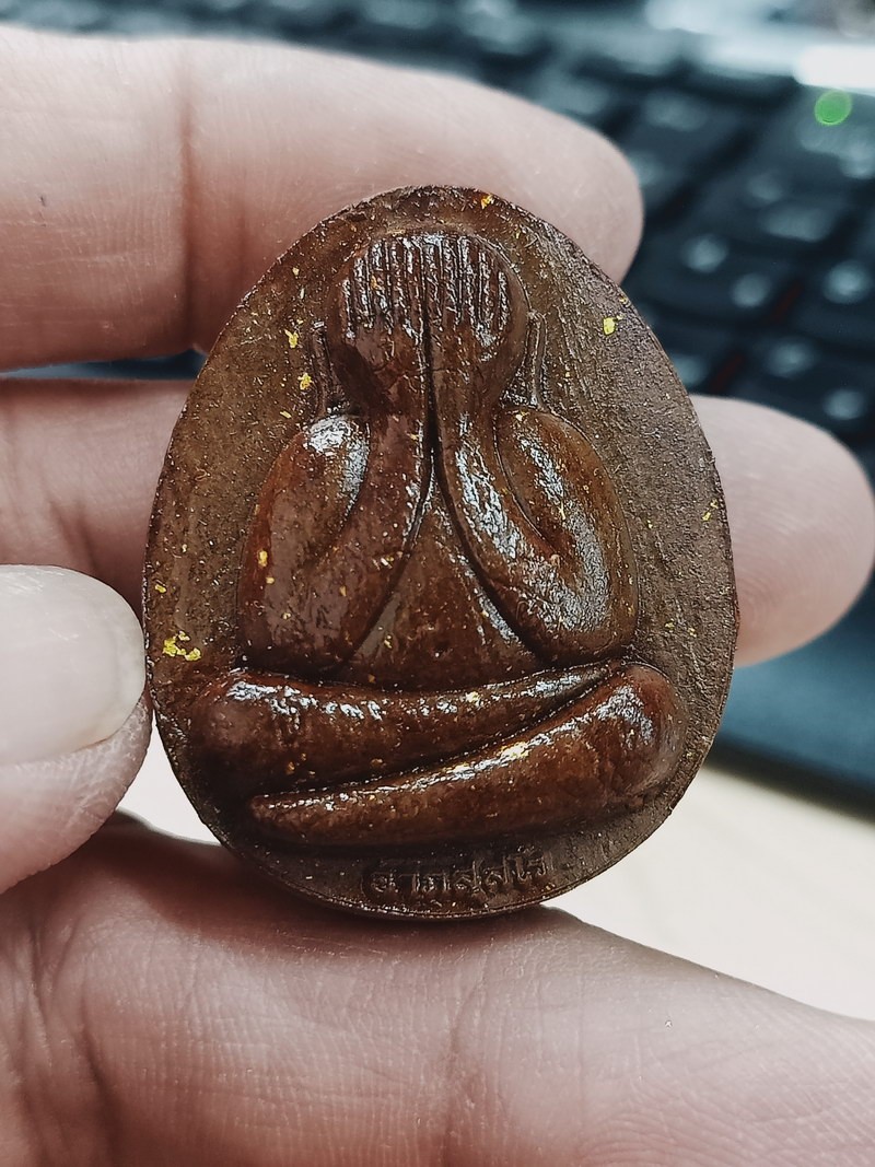 1-1227 วัดใจ 50 พระปิดตาปลดหนี้ จัมโบ้ 1 หลวงปู่รอด อาภัสสโรวัดโคกกรม จ.สุรินทร์ 2565 หมายเลข 152 กล่องเดิม ***ทีม 11 เสือ การันตี