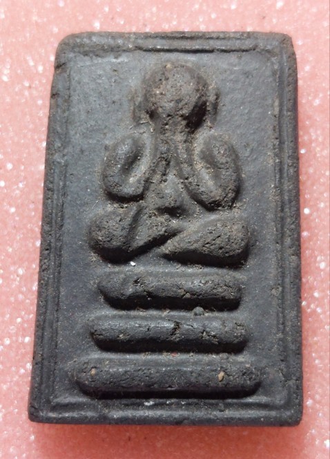 พระสมเด็จเจ้าคุณเที่ยง วัดระฆังโฆสิตารามพิมพ์พระปิดตา  ครับ