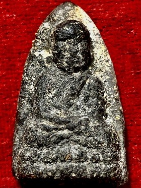 หลวงพ่อทวด เตารีดเนื้อว่าน