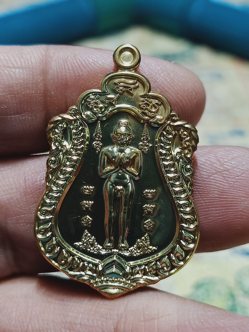 1-1119 วัดใจ 50 เหรียญเสมาไอ้ไข่ รุ่นแรก รุ่นมั่งมี ทวีทรัพย์ ออกวัดซับชมพู่(หน้าสรีระหลวงปู่พริ้ง) จ.เพชรบูรณ์ ปี 2563 หมายเลข 62 กล่องเดิม***เสก 3 วาระ