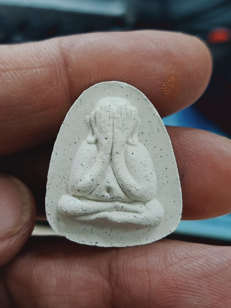 1-955 วัดใจ 50 พระปิดตาเงินล้าน หลวงปู่หมุน ฐิตสีโล วัดบ้านจาน จังหวัดศรีสะเกษ 2565 เลข 1232 กล่องเดิม***ใครมีไว้บูชาหมุนเงินหมุนโชคลาภทำมาค้าขึ้น-ไม่มีจน