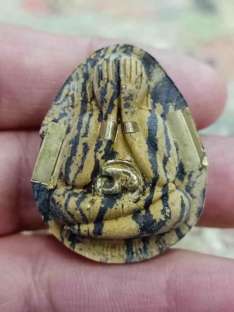 2-1880 วัดใจ 100 พระปิดตาจัมโบ้ปลดหนี้ มหาเฮง หลวงปู่จื่อ วัดเขาตาเงาะอุดมพร จ.ชัยภูมิ 2566 ลายเสือ ตะกรุด อุดนะ หมายเลข 93 กล่องเดิม***พระดีพิธีใหญ่เสกหลายวาระ ทีมพี่เสือจัดสร้าง