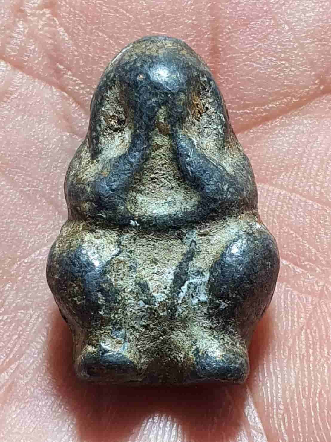 3000.-พระปิดตานั่งยอง หลวงปู่บัว วัดรวก จ.สมุทรปราการ เนื้อตะกั่วเข้าปรอท