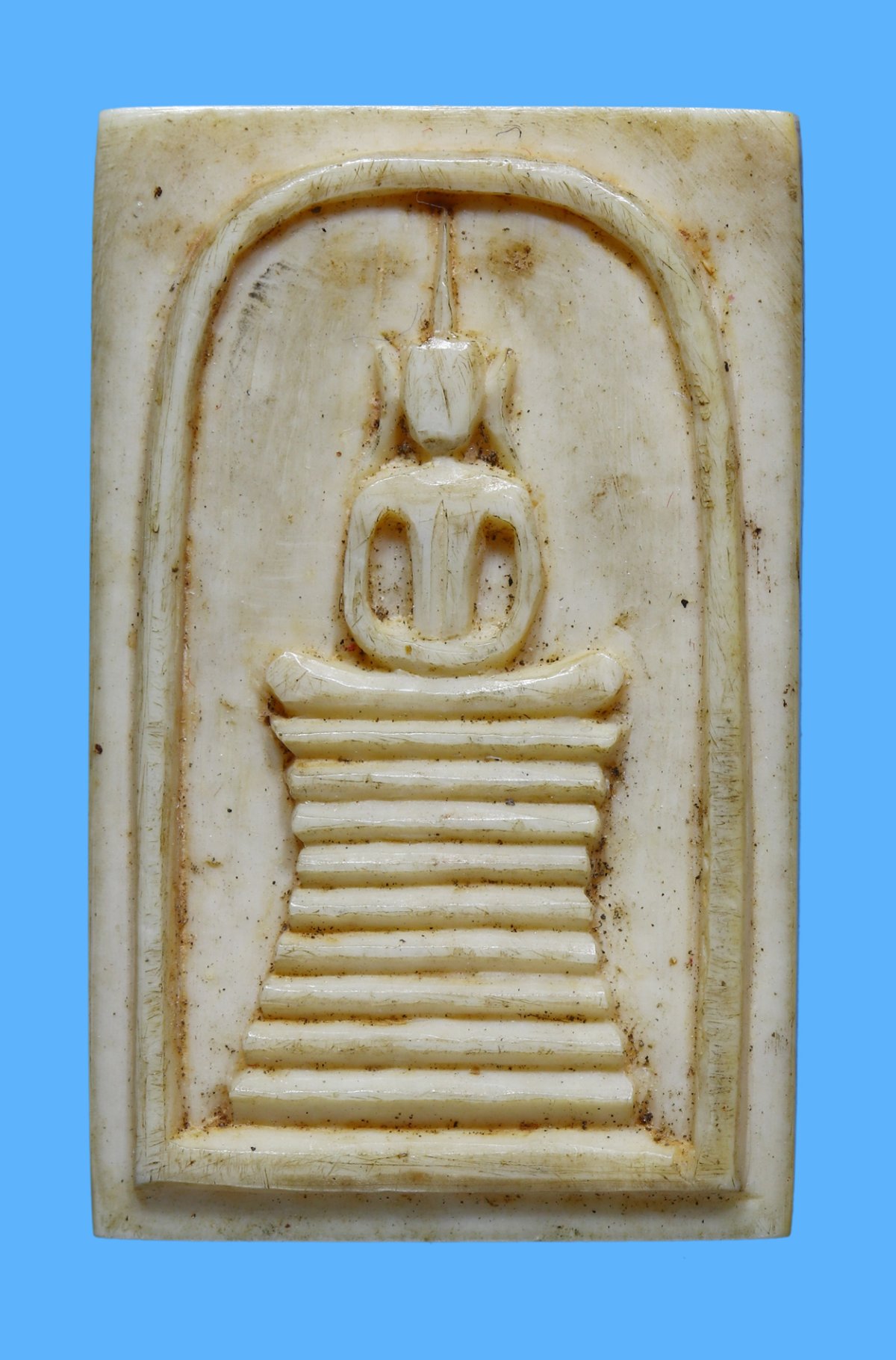 รับประกันแท้!!! ออกบัตรได้ทุกรายการ///พระสมเด็จหลวงพ่อกวย รุ่นผูกพัทธสีมา พิมพ์ 9 ชั้น ปี 2515- 2521 เนื้องาแกะ วัดโฆสิตาราม จ.ชัยนาท (หลังมีจาร)