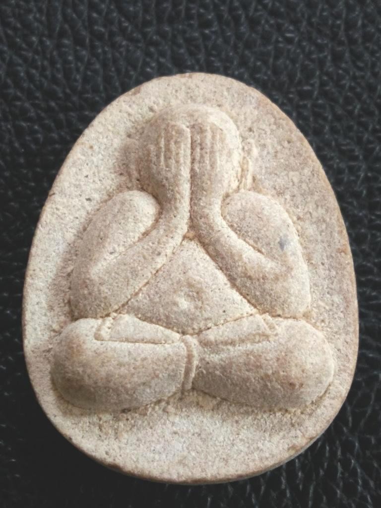 70.- พระปิดตา เนื้อผง หลวงพ่อแดง วัดอินทาราม สมุทรสงคราม