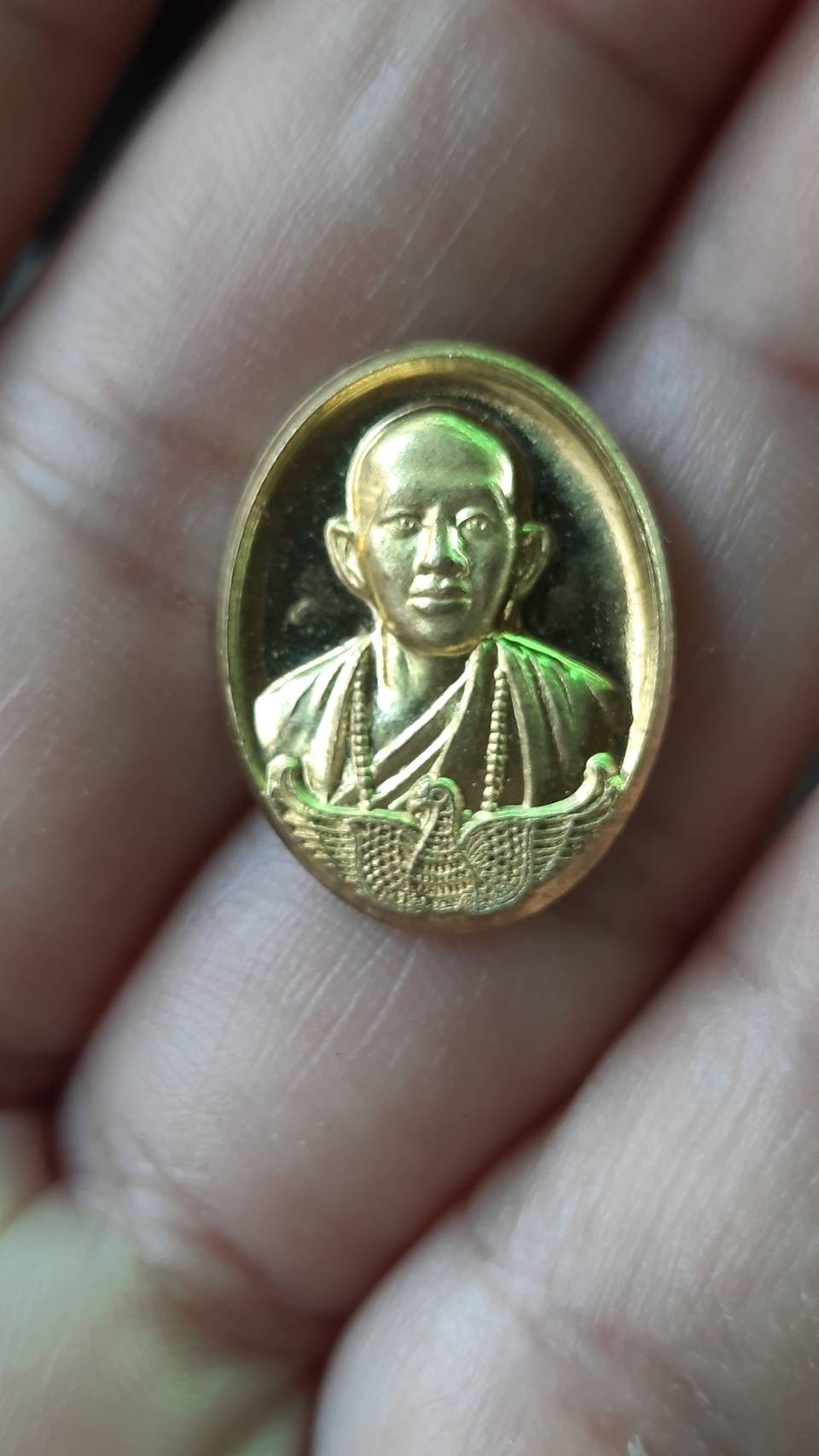 เหรีียญเม็ดแตง ครูบาอริยชาติ วัดแสงแก้วโพธิญาณ จเเชียงราย ปี 2555+++ม1