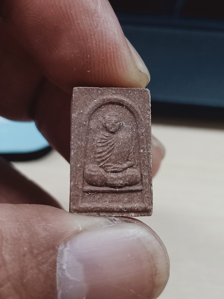 D1473 วัดใจ 100 พระผงรูปเหมือน พิมพ์เล็ก(คะแนน) หลวงพ่อชำนาญ วัดบางกฏีทอง จ.ปทุมธานี