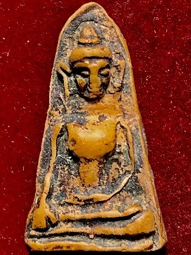 พระผงสุพรรณ วัดพระศรีมหาธาตุฯ จ.สุพรรณบุรี