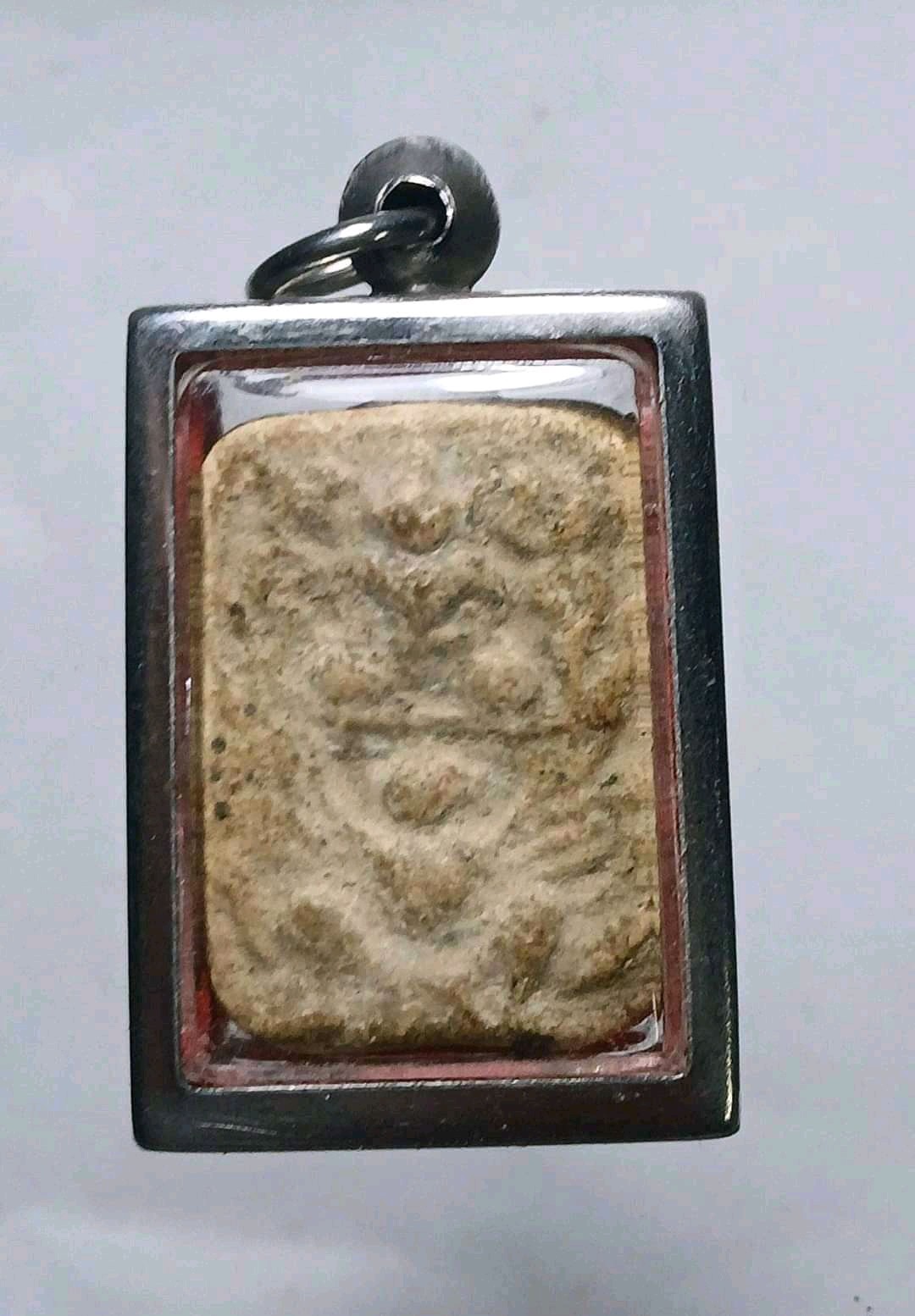 พระหลวงพ่อปาน พิมพ์ขี่ครุฑ