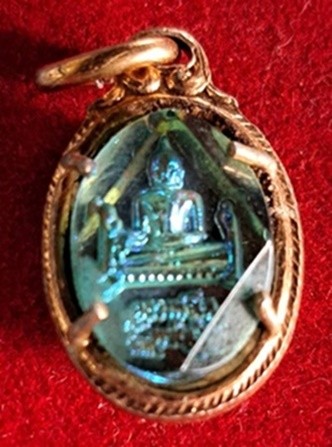 ล็อกเก็ตหลวงพ่อโต วัดพนัญเชิง หลังพระประจำวันอังตาร ปางพระไสยศน์ สภาพสวย