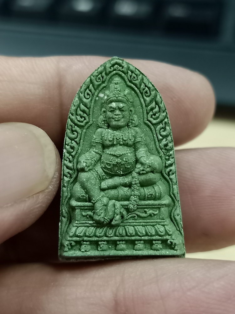 1-364 เทพเจ้าโชคลาภ พุทธสถานจีเต็กลิ้ม จ.นครนายก 2561 ออกวาระสร้างถนน เขียวเหนี่ยวทรัพย์ หมายเลข 7554 กล่องเดิม***ไฉ่ซิ้งเอี้ย ปางเศรษฐีชัมภล (ปางมหาราช) สร้างถนนยังงัยก็มีทาง