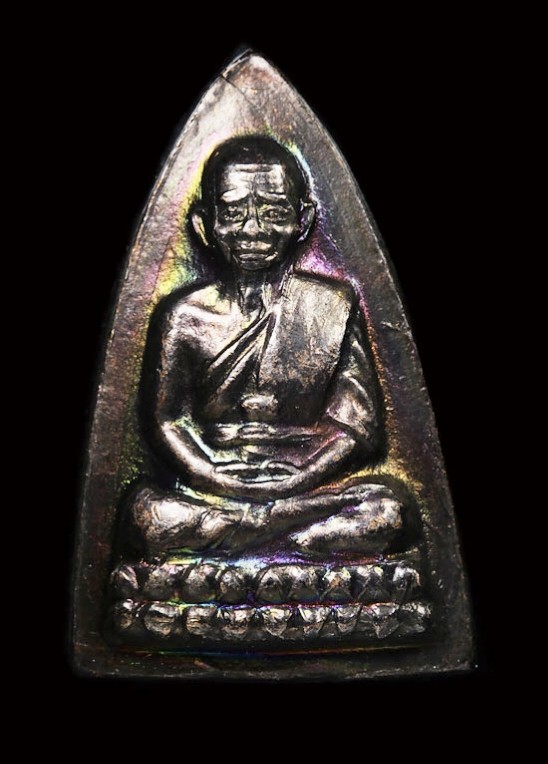 500.-กลีบบัวหลวงปู่ทวด รศ.200 ปี25 พร้อมซองเดิม องค์ที่1