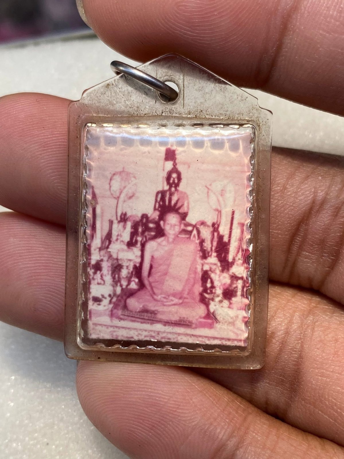 1000.- รูปถ่ายหลวงพ่อพรหม วัดขนอนเหนือ หลังยันต์ปั้ม ปี 2527 หายาก แท้ทันหลวงพ่อพรหมปลุกเสก