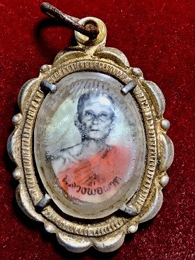 ล็อกเก๊ตหลวงพ่อผาด หลังพระพุทธชินราช