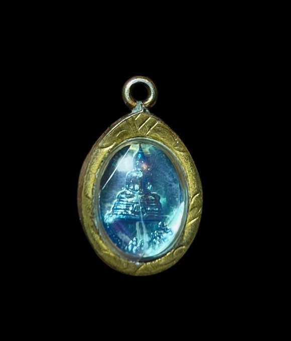 **เคระแรก 20**ล็อกเก็ตหลวงพ่อโสธรเลี่ยมเดิมเก่า ไม่ทราบปี