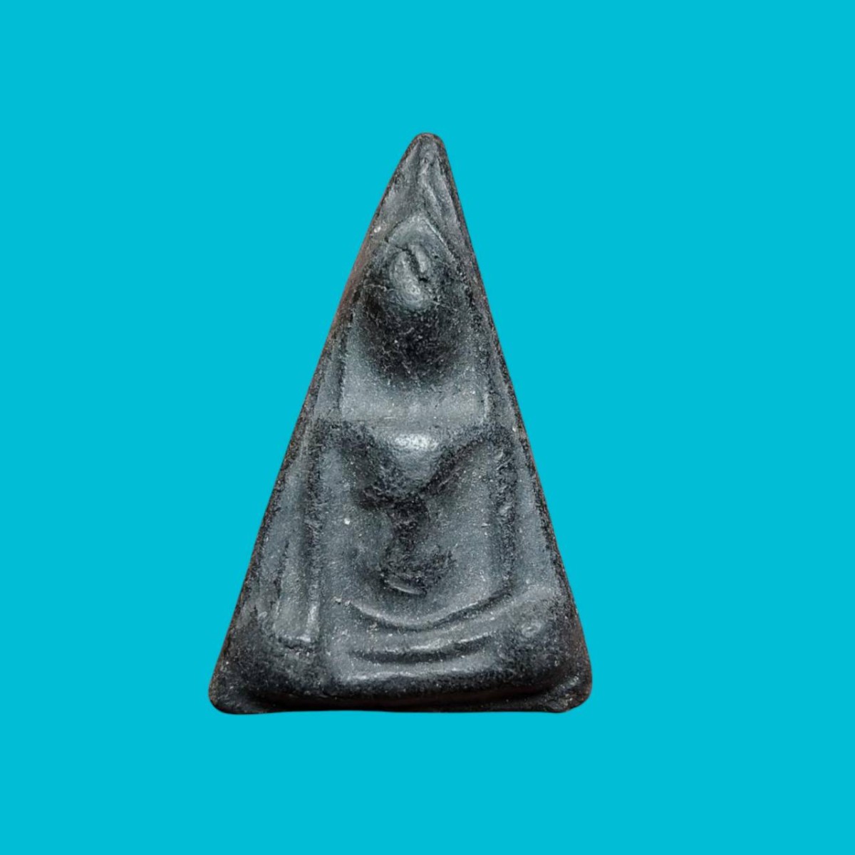 พระนางพญา เนื้อผงใบลานหลังลายผ้า ปี 2519 หลวงปู่เทียม วัดกษัตราธิราช จ.อยุธยา