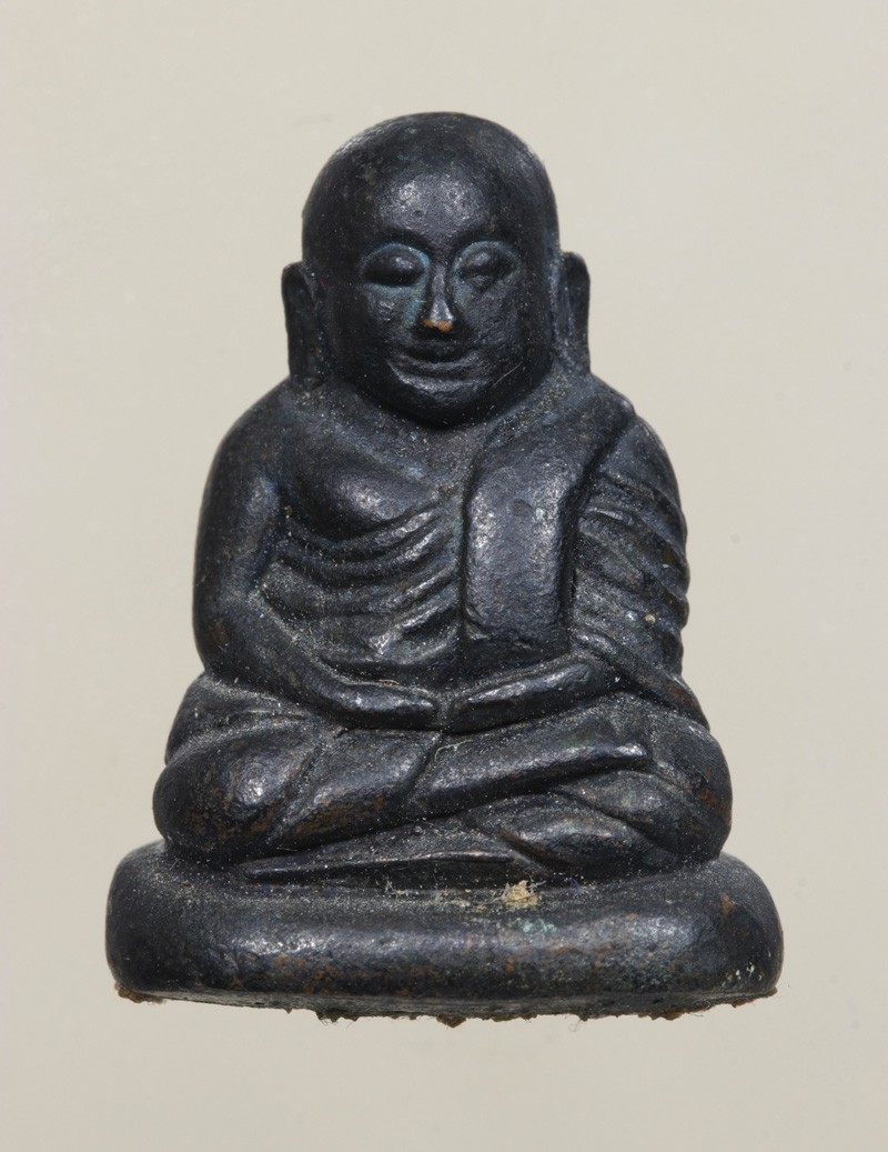 + + พร้อมบัตร + + รูปหล่อหลวงพ่อเงิน รุ่นวีรชนปาฏิหาริย์55 ปี 2555 เนื้อโลหะผสม วัดบางคลาน จ.พิจิตร  a40