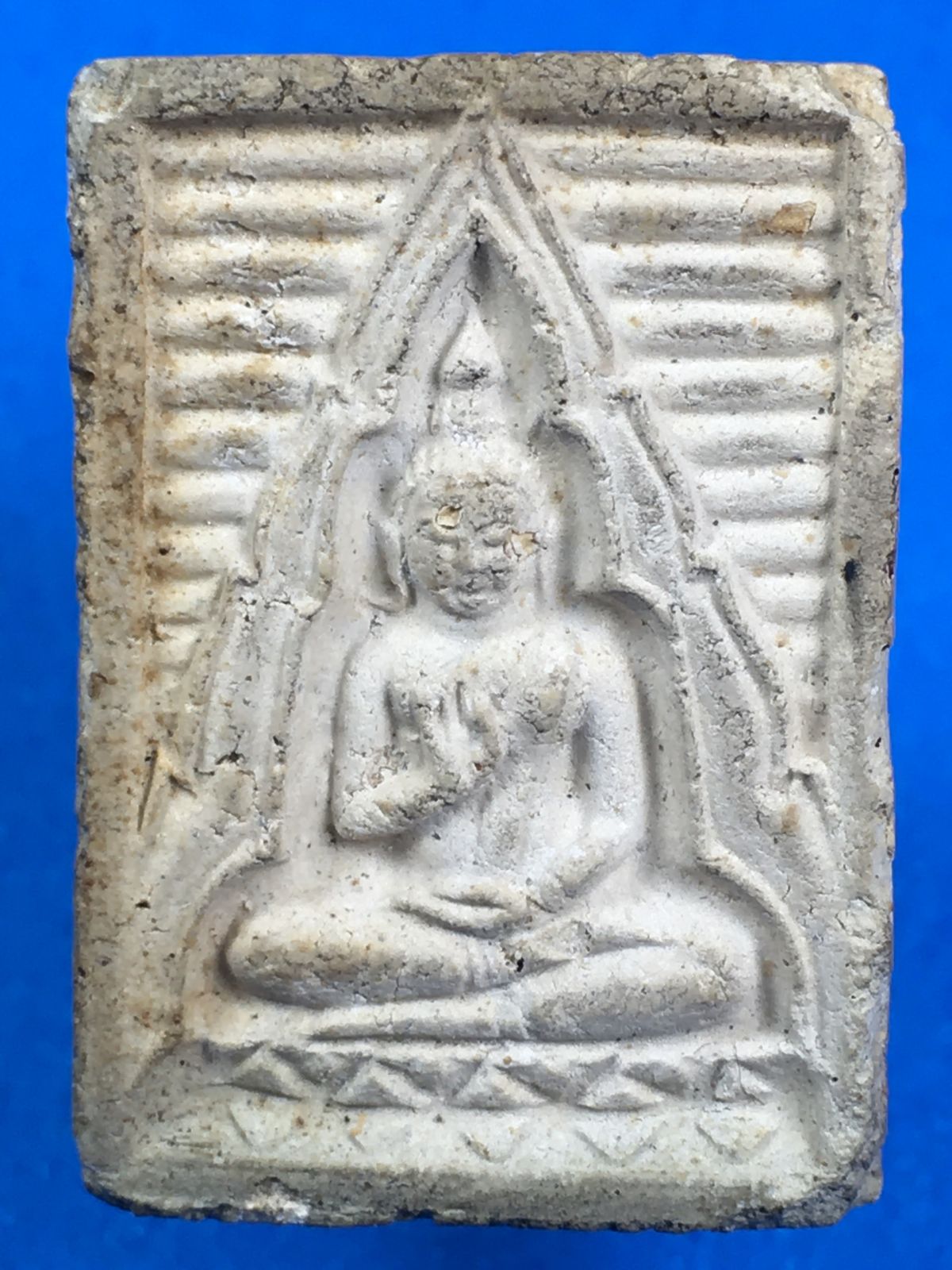 พระผงวัดปากน้ำ พระธรรมขันธ์ รุ่นบรรจุกรุ ปี 2518 กทม.