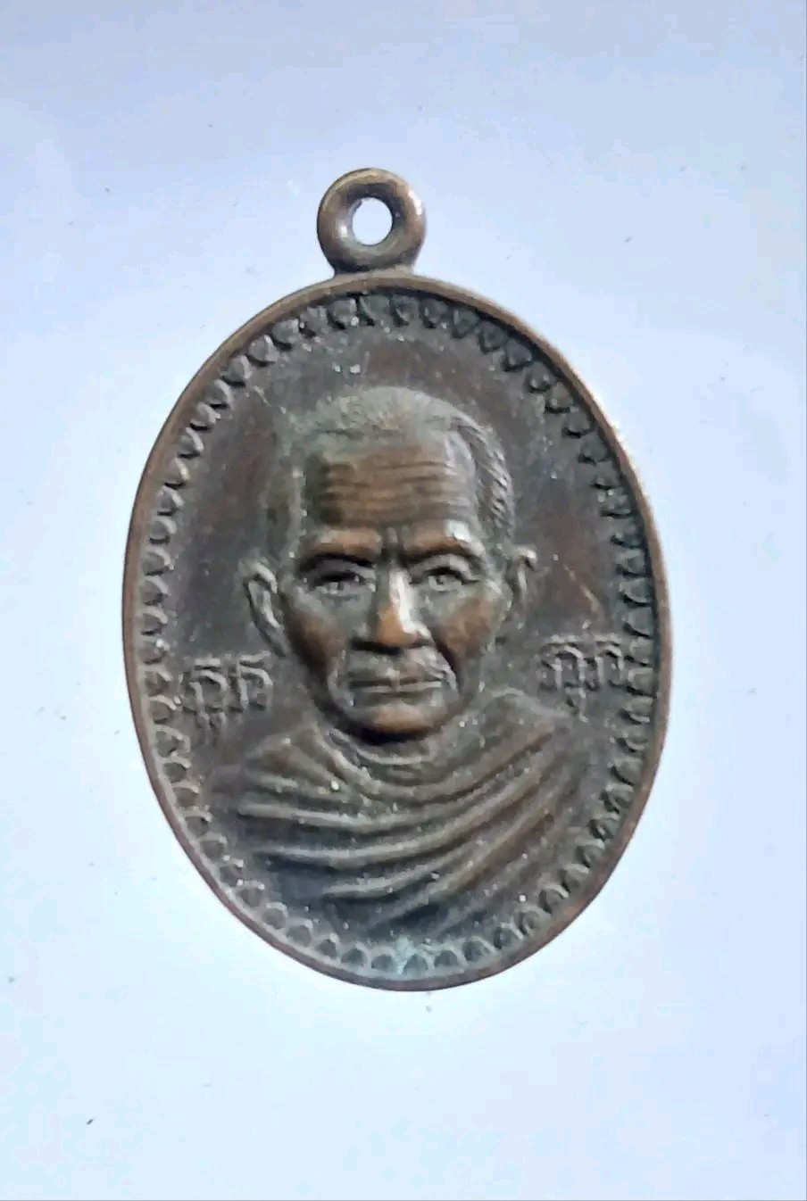 หลวงพ่อแดง วัดท้ายหาด สมุทรสงคราม