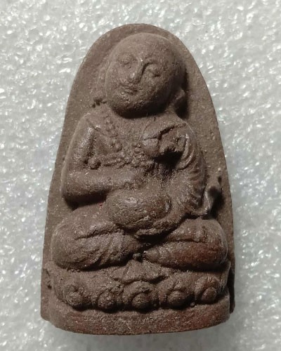 เริ่มต้นที่ 50 บาท พระผงอุปคุตจกบาตร แท้ไม่ทราบที่ครับ