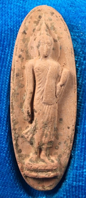 @@@เคาะแรก200บาท@@@พระฉลอง 25 พุทธศตวรรษ เนื้อดิน ปี 2500 พร้อมกล่อง สภาพสวย องค์ที่2