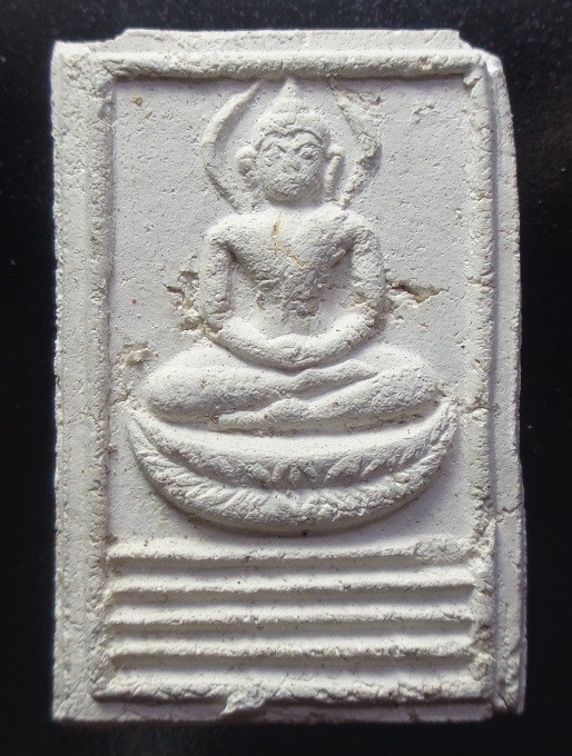 (เคาะเดียวแดง) พระผงหลวงพ่อกึ๋น วัดดอนยานนาวา จ.กรุงเทพฯ ปี 2479 พระดี ผงดี พุทธคุณสูง สวยครับ