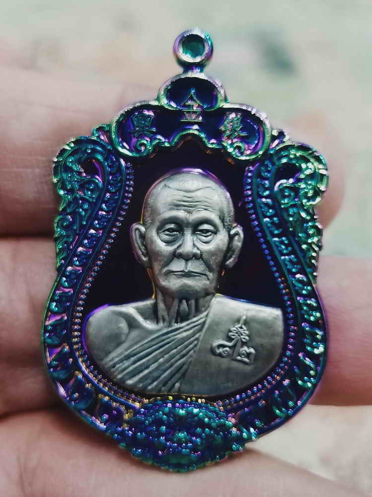 2-1969 วัดใจ 100 เหรียญเจ้าสัวมังกรพันล้าน 82 ปี หลวงปู่บุญมา สำนักสงฆ์เขาแก้วทอง จ.ปราจีนบุรี 2564 ฝาบาตร ผิวไทเท หน้ากากอัลปาก้าซาติน หมายเลข 62 กล่องเดิม