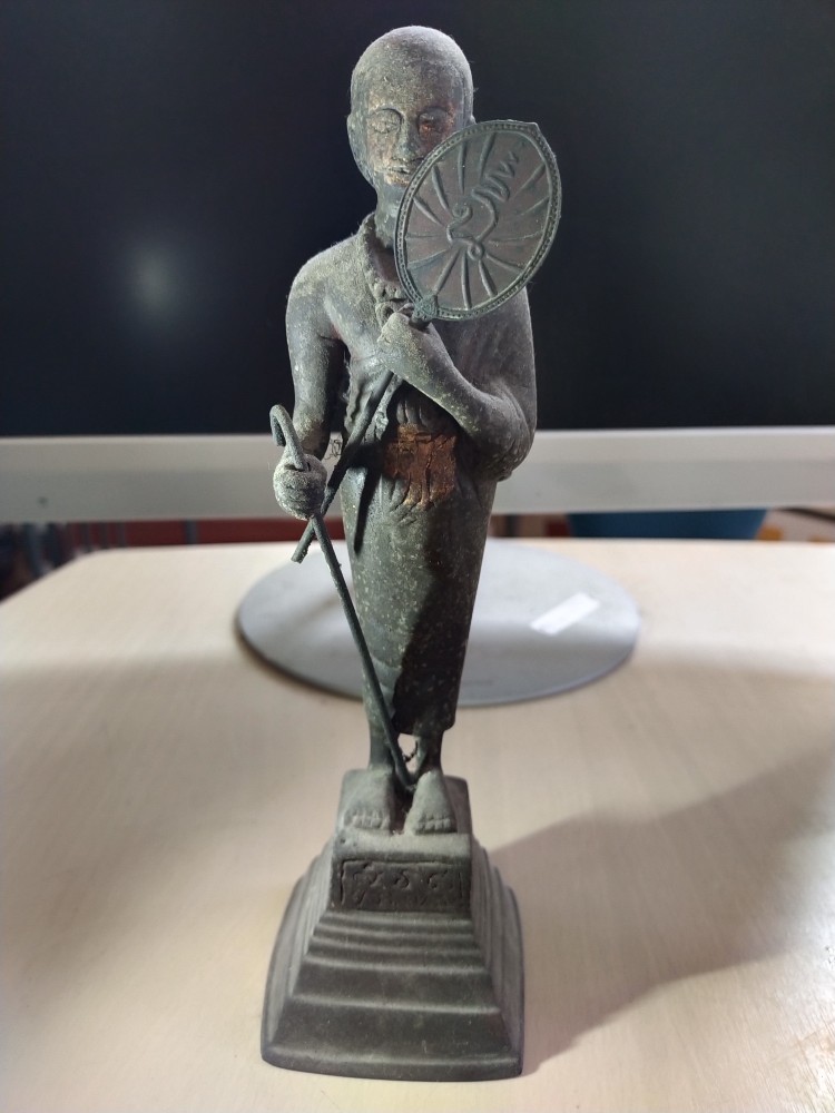 2000.-พระสิวลี สูง 9.5นิ้ว เนื้อโลหะ