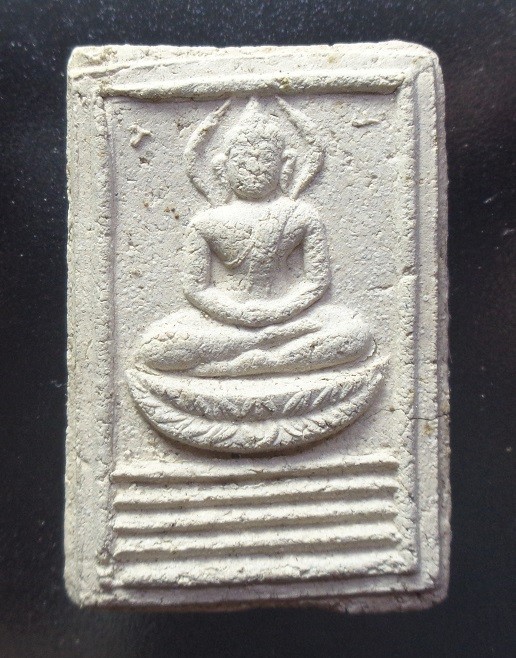 (เคาะเดียวแดง) พระผงหลวงพ่อกึ๋น วัดดอนยานนาวา จ.กรุงเทพฯ ปี 2479 พระดี ผงดี พุทธคุณสูง สวยครับ