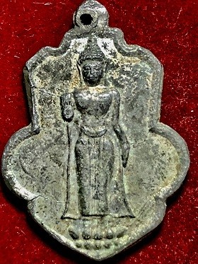 เหรียญหล่อหลวงพ่อธรรมจักร เนื้อตะกั่ว วัดธรรมมูล จ.ชัยนาท