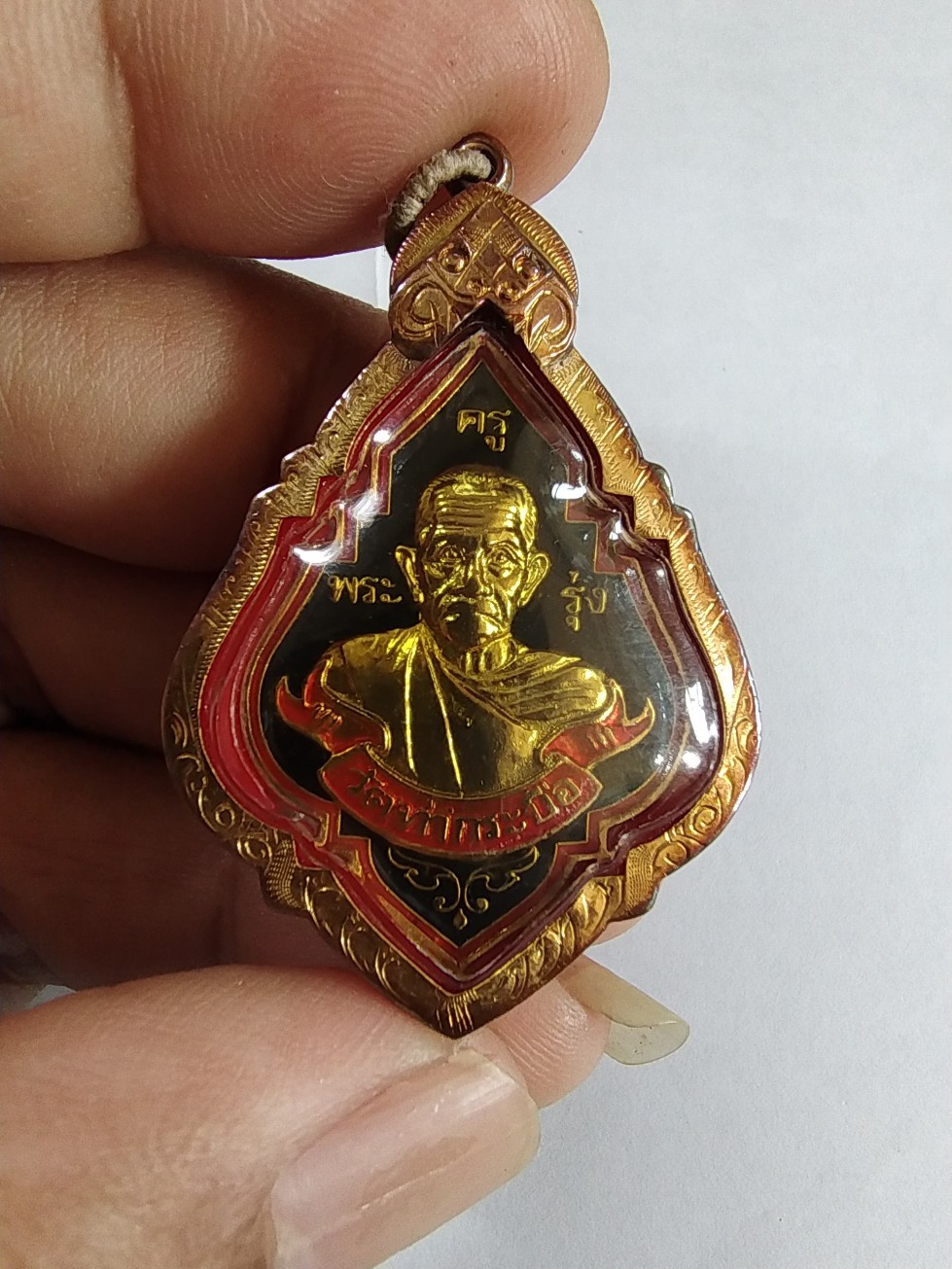 7000.-ลูกเคลือบกรรมการ พิมพ์ใหญ่ หลวงพ่อรุ่ง วัดท่ากระบือ จ.สมุทรสาคร ปี2538 เลี่ยมทอง1