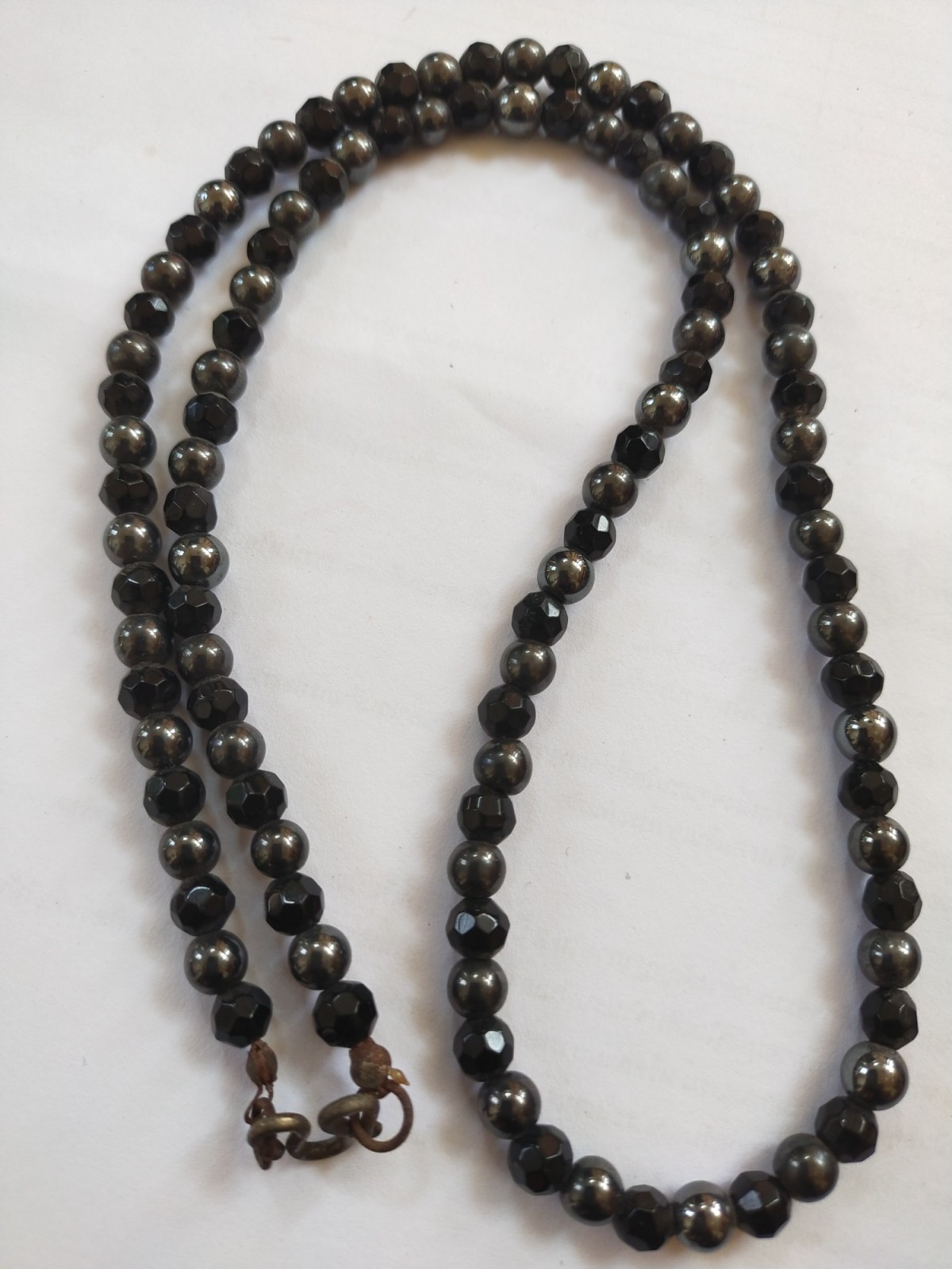 200.-สร้อยเก่ามือ2 สีดำ ยาว23นิ้ว