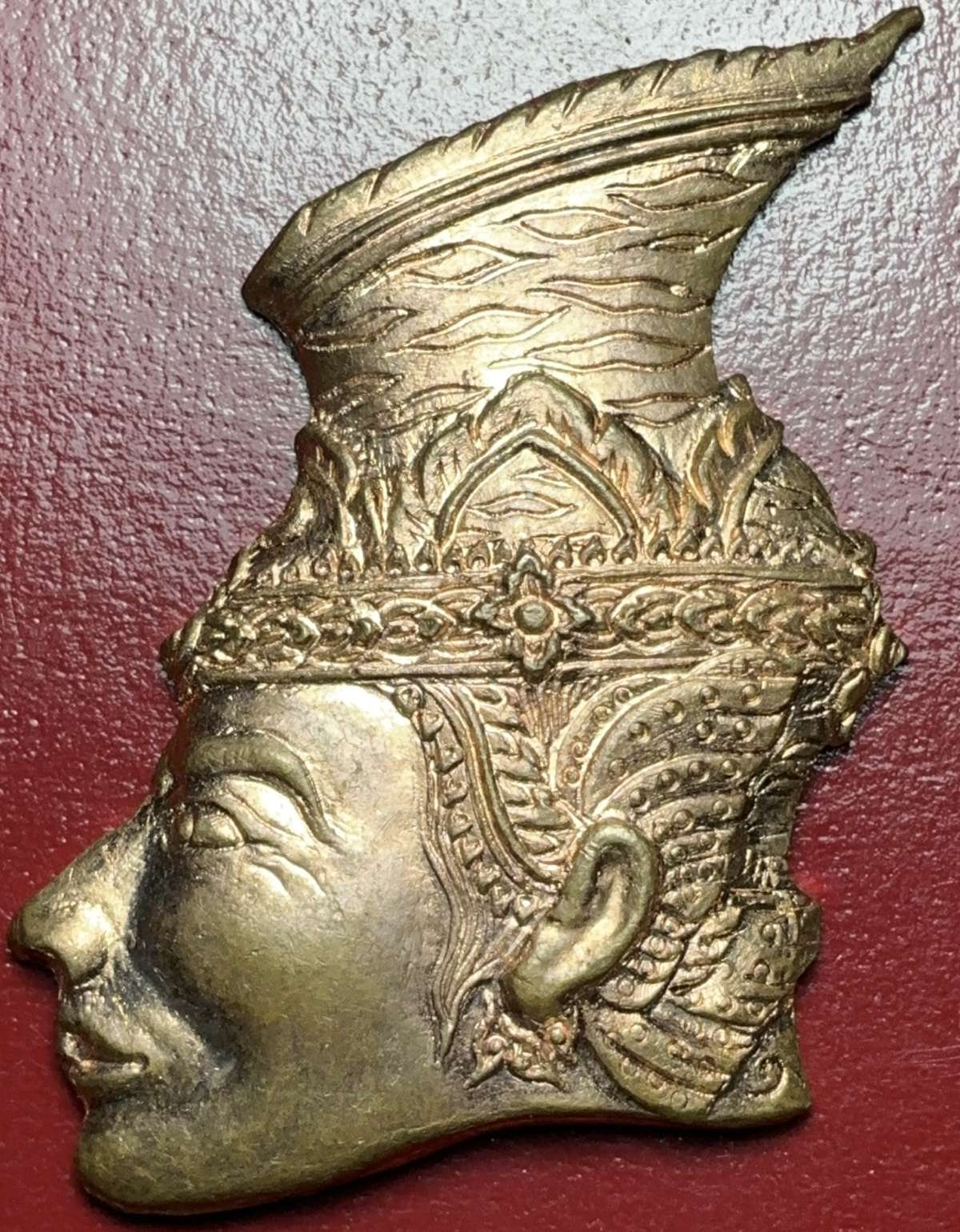 เหรียญปั๊มเศียรพ่อแก่ศวศิลป์สร้าง