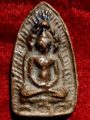 พระเนื้อดินผง  ไม่ทราบที่