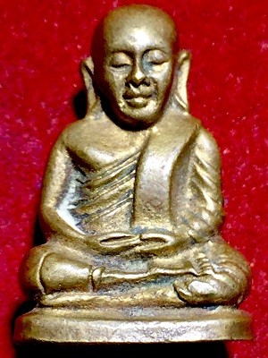 รูปหล่อหลวงพ่อเงิน บางคลาน พิมพ์เล็ก ใต้ฐานอุดกริ่ง