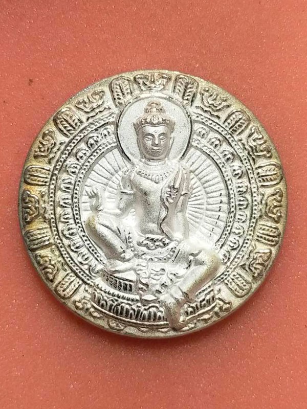 เหรียญจตุคามรามเทพ รุ่น เจ้าสัวยุค 8 เนื้อโลหะพ่นทรายเงินขัดเงา (S) ขนาด 3.2 CM. พร้อมกล่อง