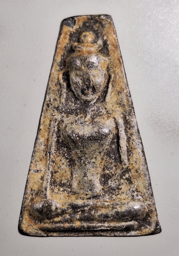 เคาะเดียว....พระผงสุพรรณ หลวงพ่อกวย ปี 2515 เนื้อผงน้ำมันดำ วัดโฆสิตาราม จ.ชัยนาท