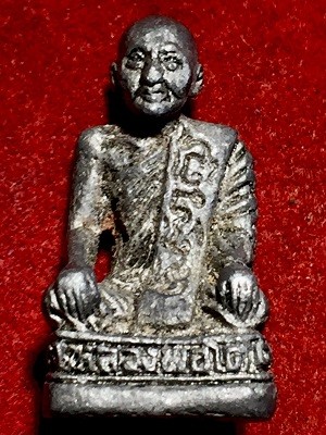 รูปหล่อหลวงพ่อโต พิมพ์เล็ก เนื้อตะกั่ว  วัดปรีดาราม  จ.อยุธยา