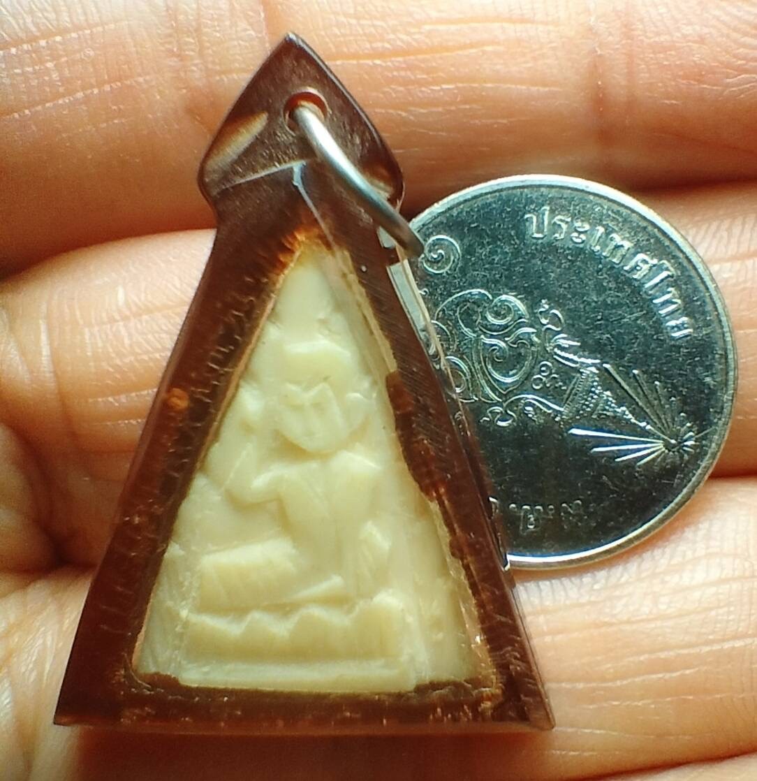 นางกวักงาแกะพ่อกันวัดเขาแก้ว