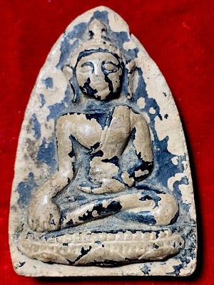 หลวงพ่อโต พิมพ์ใหญ่มารวิชัย เนื้อดินผง