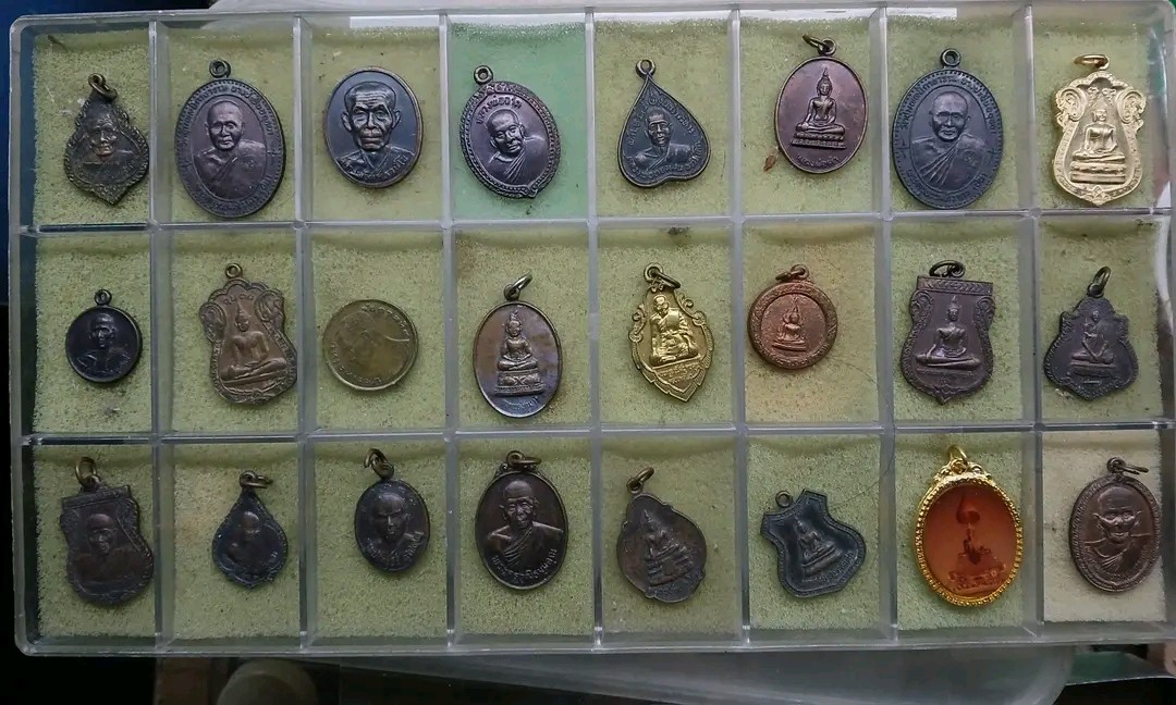 ชุดเหมาเหรียญเกจิคละสาย