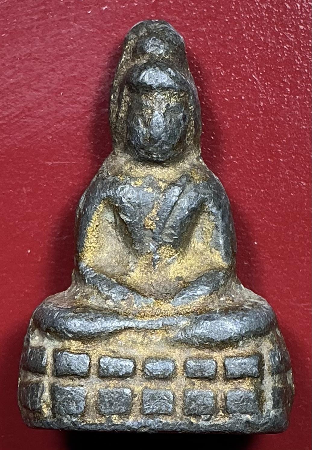 พระเนื้อชินไม่ทราบที