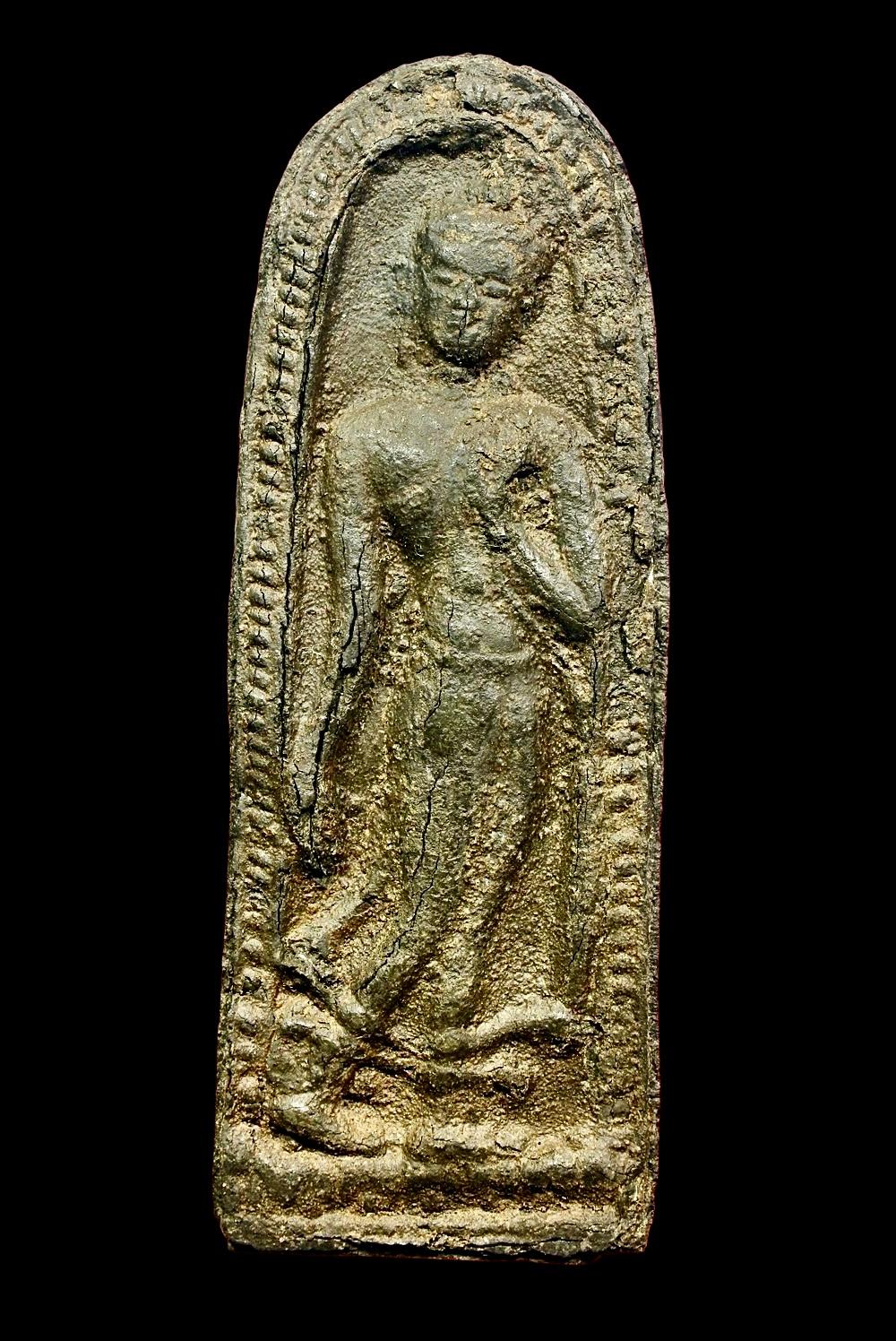 สุดยอดพระหายาก พระลีลากำแพงนิ้ว พิมพ์ใหญ่ เนื้อชินเงิน กรุวัดพระศรีรัตนมหาธาตุ จ.สุพรรณบุรี