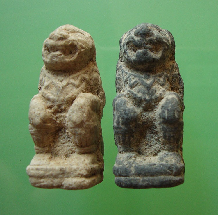 หนุมานเนื้อผง หลวงปู่เกลี้ยงวัดเนินสุทธาวาส จ.ชลบุรี