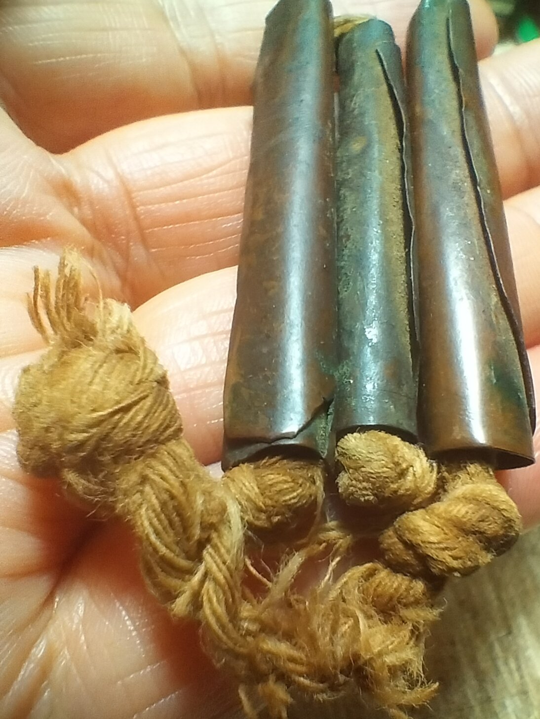 ตะกรุดหลวงปู่ภูวัดดอนรัก